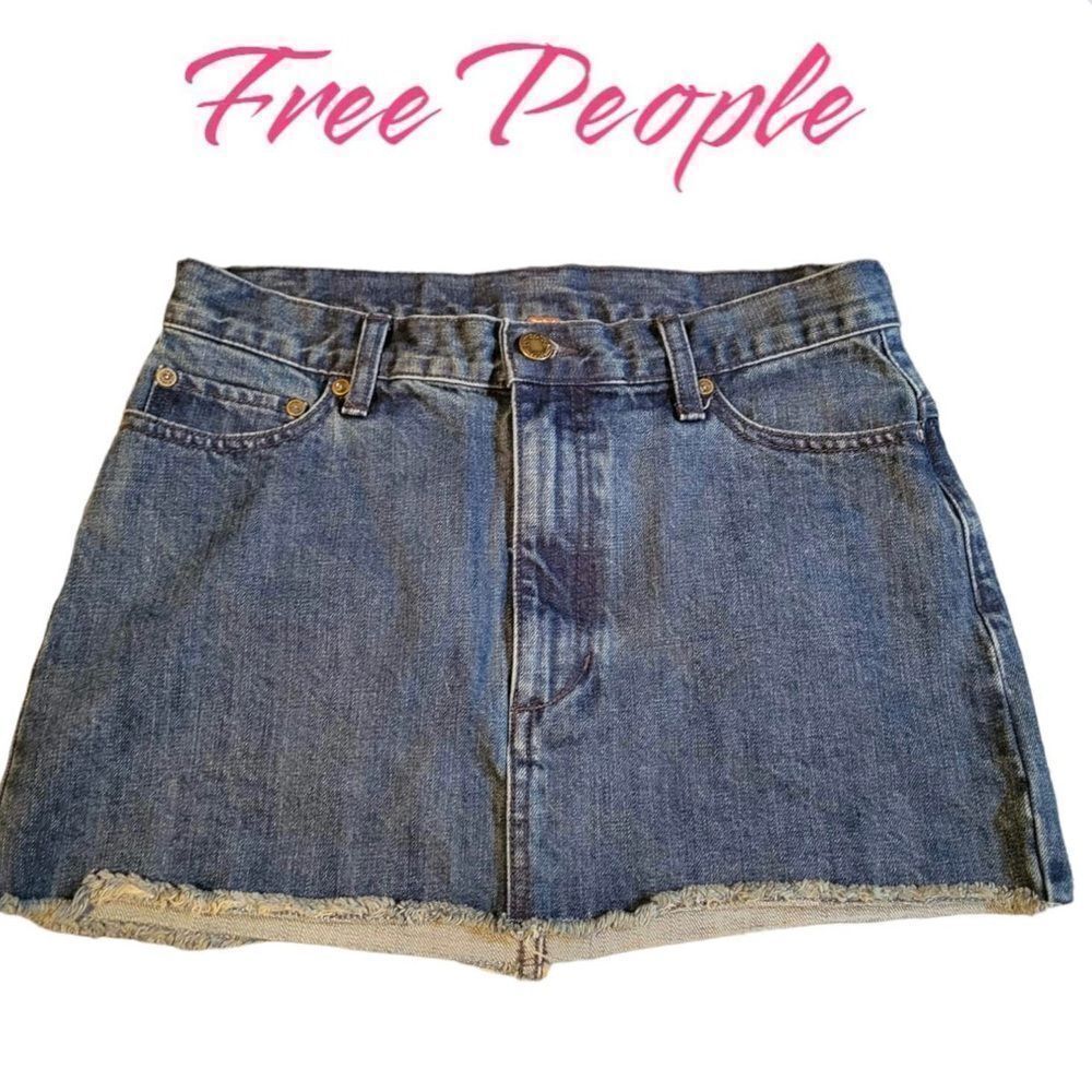 FREE PEOPLE Raw Hem Jean Shorts
